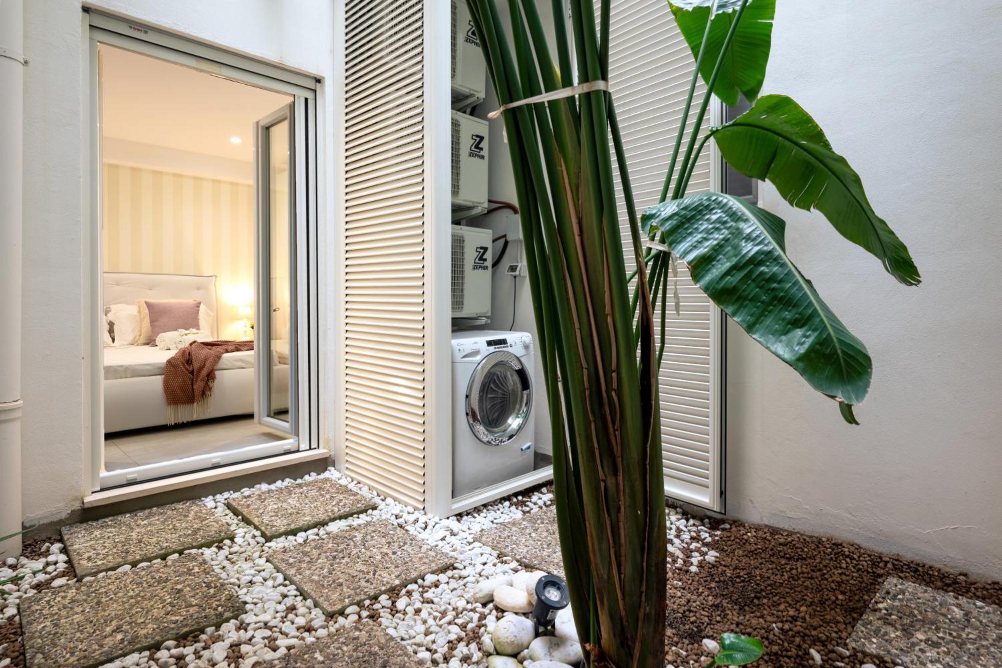 Relaxing Family 250m From & Free Garage